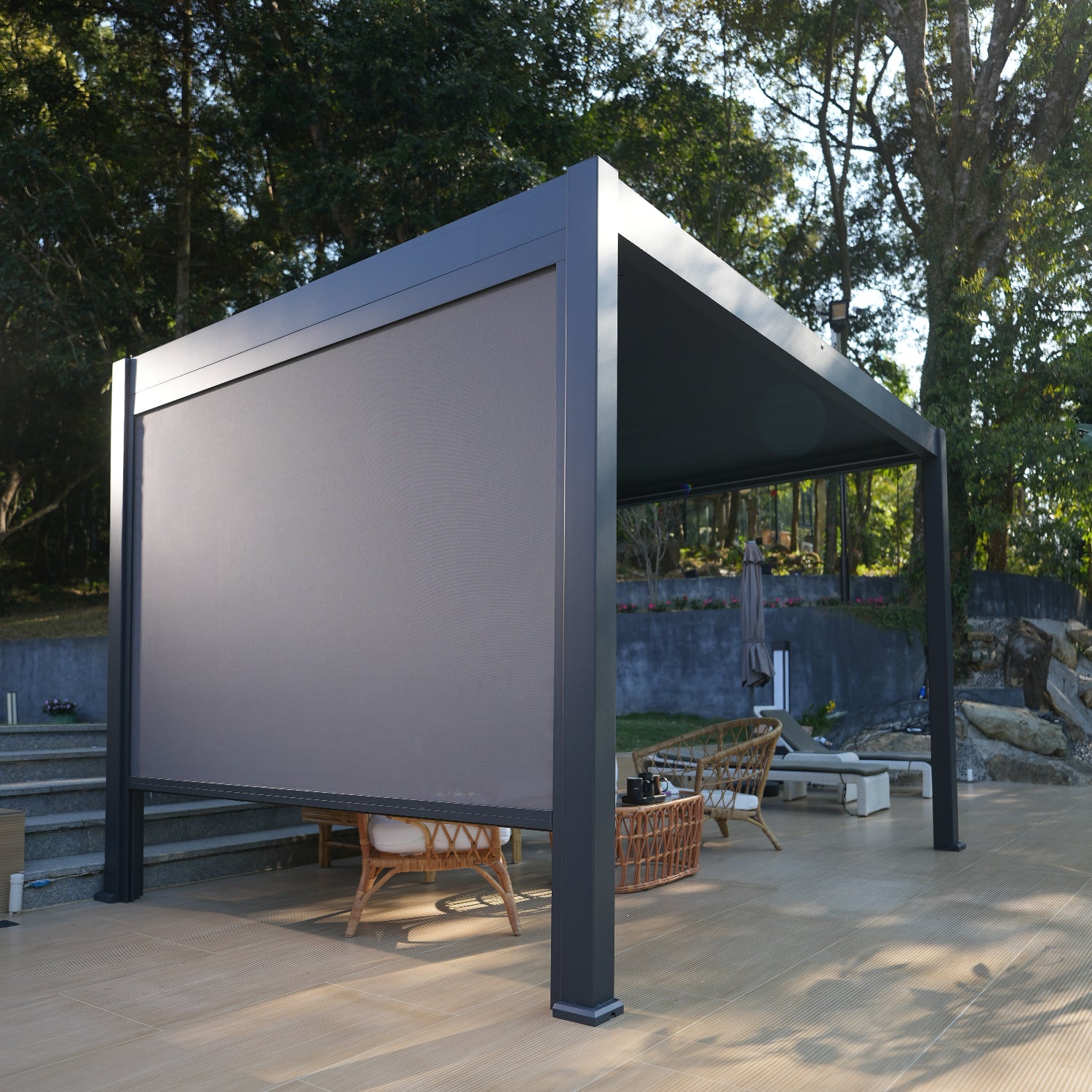 SmartWings Motorized Matter Pergola Flexar Q3