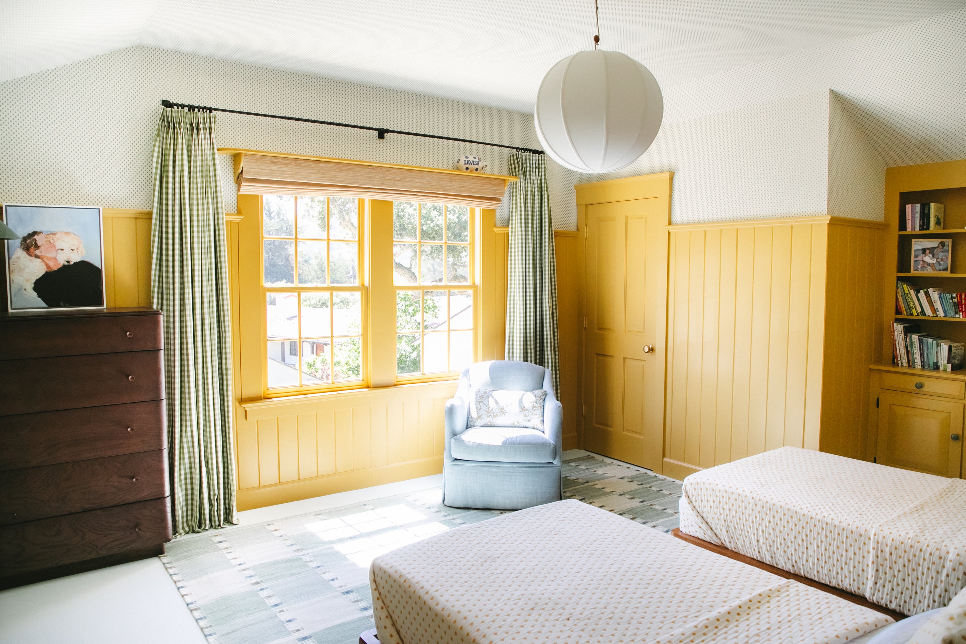 SmartWings shades in a bedroom